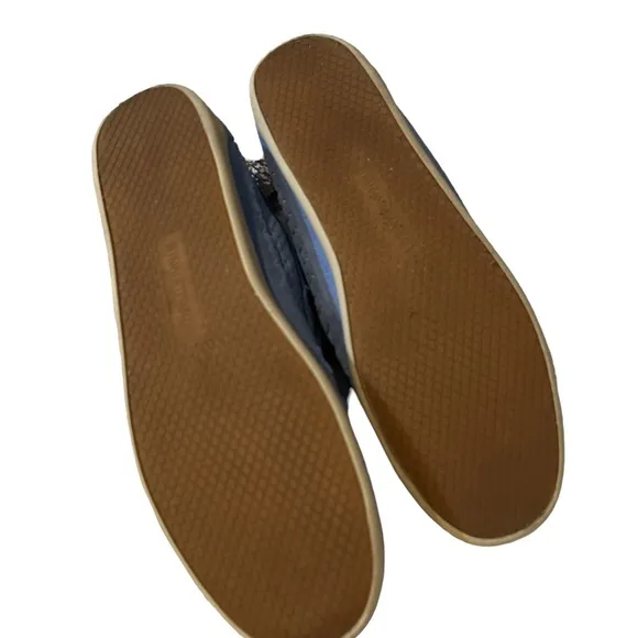 Minnetonka like new suede leather laser cut slip on loafers