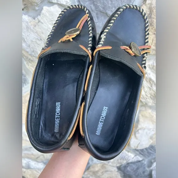 Minnetonka Mens Moccasin Loafers Sz 10 Black Brwn Leather Concho Western Slip On