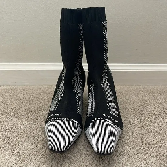 MISBHV Black 80 Striped Logo Knit Ankle Boots Size 8 (39) NEW