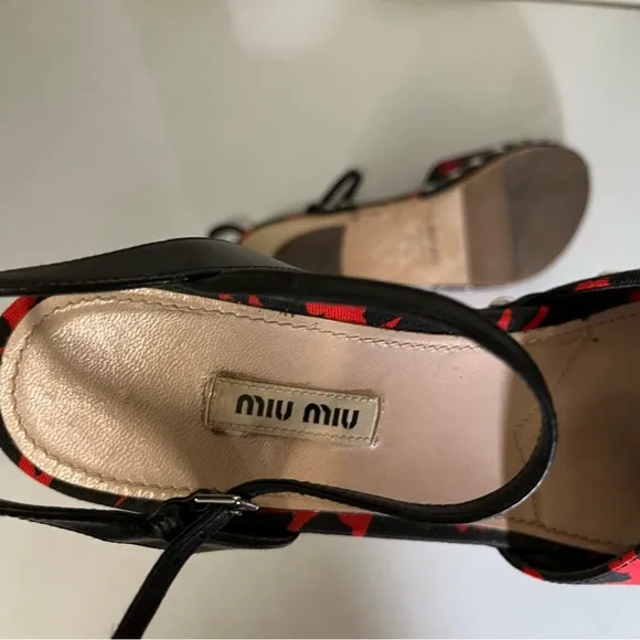 Miu Miu Sandals Womens 39 Wooden Platform Heels Black Red Bird Print Strappy