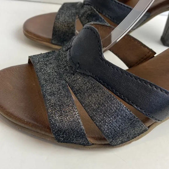 Miz Mooz Verona Collection Genuine Leather Black Shimmer Strappy Sandals SZ 38