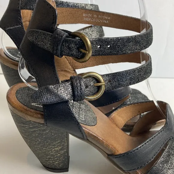 Miz Mooz Verona Collection Genuine Leather Black Shimmer Strappy Sandals SZ 38