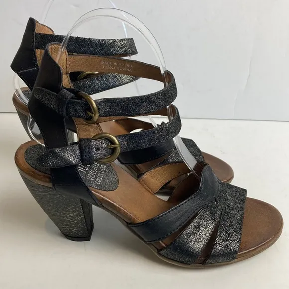 Miz Mooz Verona Collection Genuine Leather Black Shimmer Strappy Sandals SZ 38
