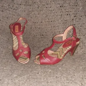 MIZ MOOZ-Waltz-Red Strappy Heeled Sandals-Leather-Sz 5.5-NWOB