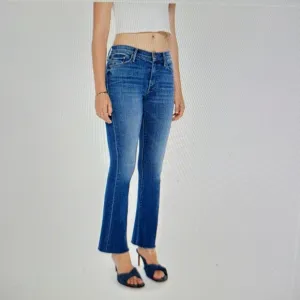 Mother Denim Women's &quot;The Weekender Fray&quot; Blue Flared Jeans sz 27, flattering