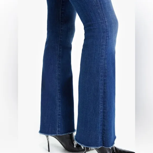 Mother Jeans- Weekender Fray- Bazzar Adventures- 25 -26