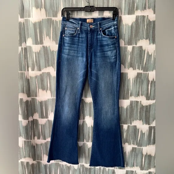 Mother Jeans- Weekender Fray- Bazzar Adventures- 25 -26