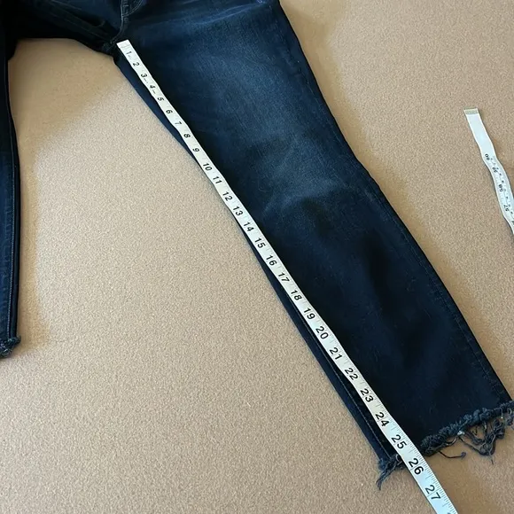 MOTHER The High Waisted Looker Ankle Fray Jeans in Last Call -Size 26