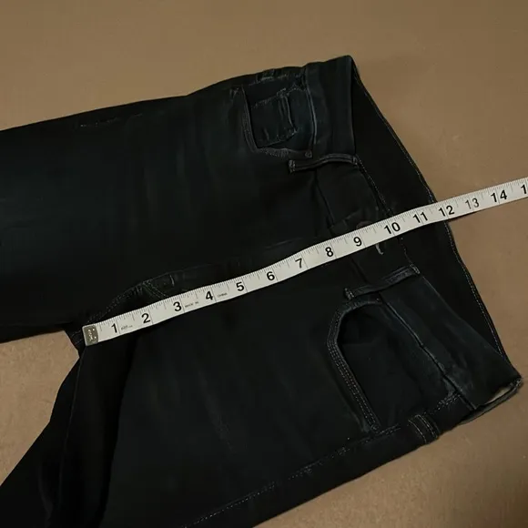 MOTHER The High Waisted Looker Ankle Fray Jeans in Last Call -Size 26