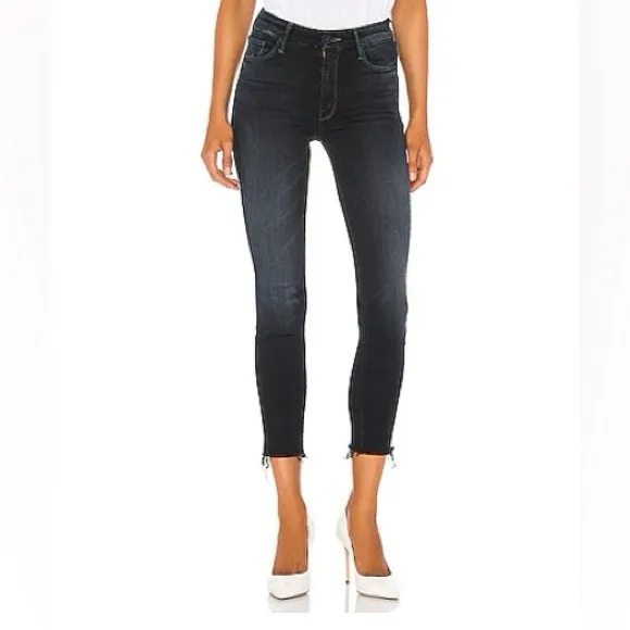 MOTHER The High Waisted Looker Ankle Fray Jeans in Last Call -Size 26