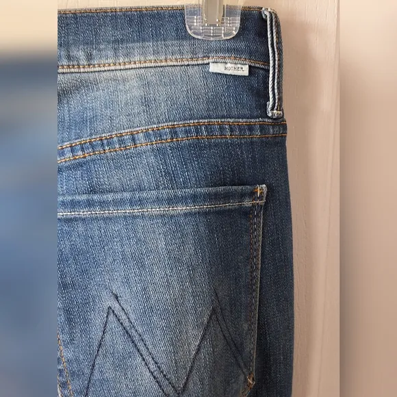 Mother The Weekender Fray in Not Rough Enough Blue Flared Size 30 NWOT