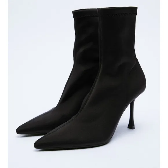 ⚡️MOVING SALE ⚡️ ZARA STRETCH FABRIC HEELED ANKLE BOOTS ⚡️MOVING SALE ⚡️