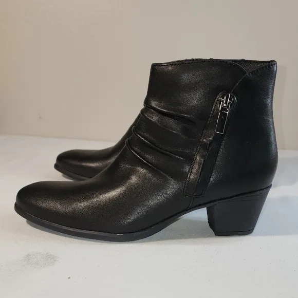 Munro Black Ankle Boots with Buckle Detailing and Stacked Heel