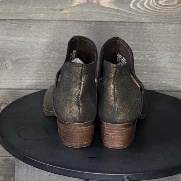 Musse &amp; Cloud Anthropologie Online Exclusive Pointed Toe Metallic Booties