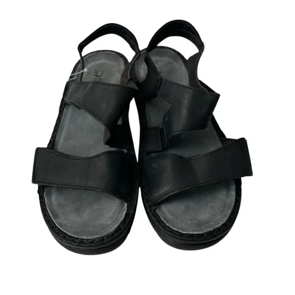 Naot Enid Black Strappy Sandals