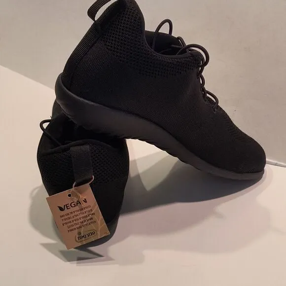 Naot Vegan Sneakers NWT Women's