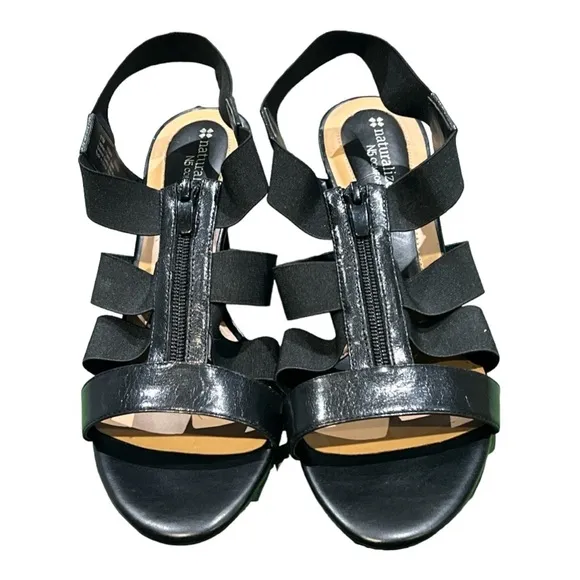 Naturalizer Black Sandals Size 11.