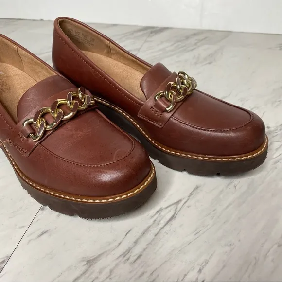 Naturalizer Desi Brown Leather Heeled Chain Detail Loafer 6M
