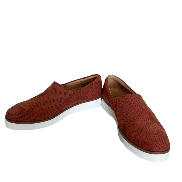 Naturalizer NWOT Perforated Slip On Loafers In Dusty Rose Size 6.5