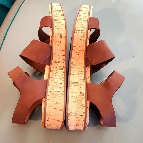 Naturalizer- Womens Brown leather Strappy Cork platform sandals Brooke Sz.9