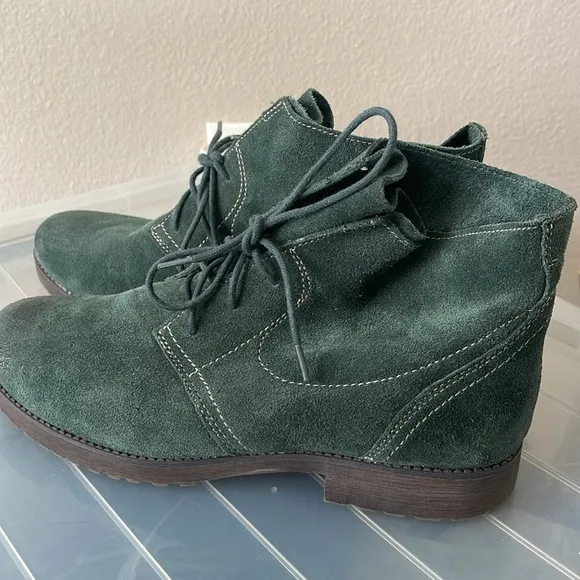 Naturalizer Women's Endellion Green Suede Leather lace up booties Sz 11M