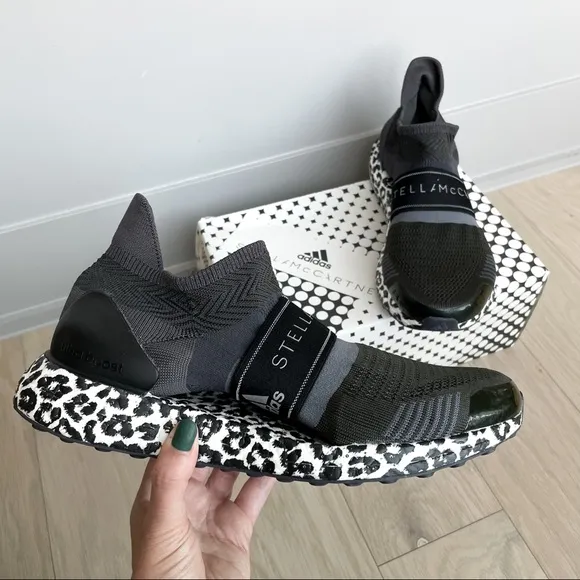 New Adidas by Stella McCartney UltraBOOST X 3D Sneakers in Black, New in Box