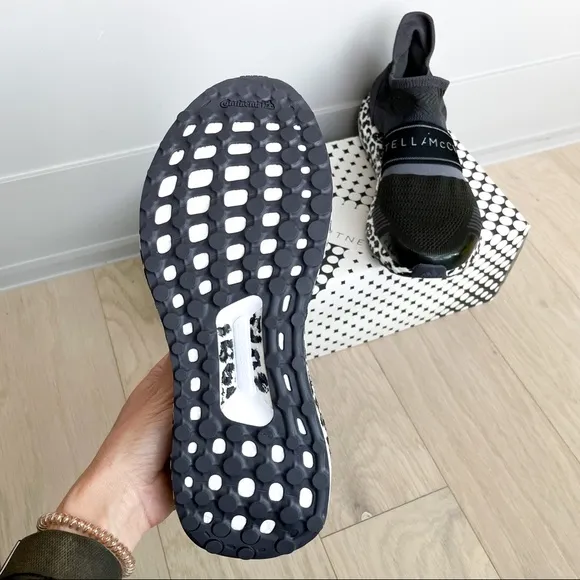 New Adidas by Stella McCartney UltraBOOST X 3D Sneakers in Black, New in Box
