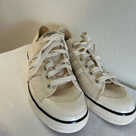 New adidas Originals Nizza RF 74 sneakers in beige 10 1/2