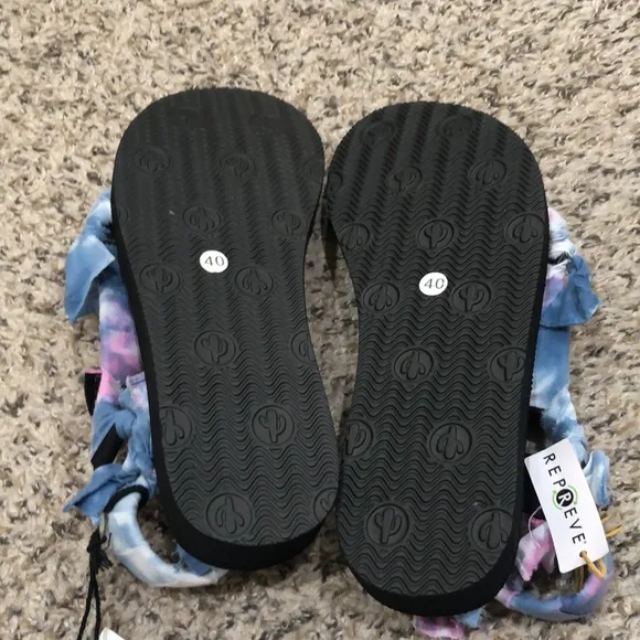 NEW Arizona Love Sandals Size EU 40 US 10 Blue Pink Tie Dye