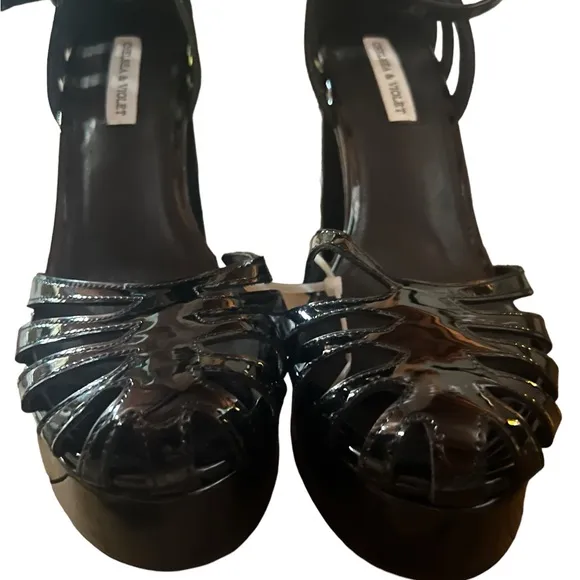 ✅New! Black Fisherman Chelsea and Violet Adrianna Patent Platform Dress Sandal
