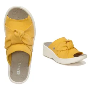 New! BZEES Smile Wedge Slide Sandals Open-Toe Shoes Wide Width Yellow Size 6W