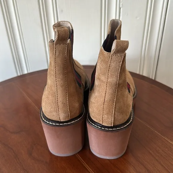 New Cecelia New York Gemma Tan Suede/Leather Wedge Boots Size 8