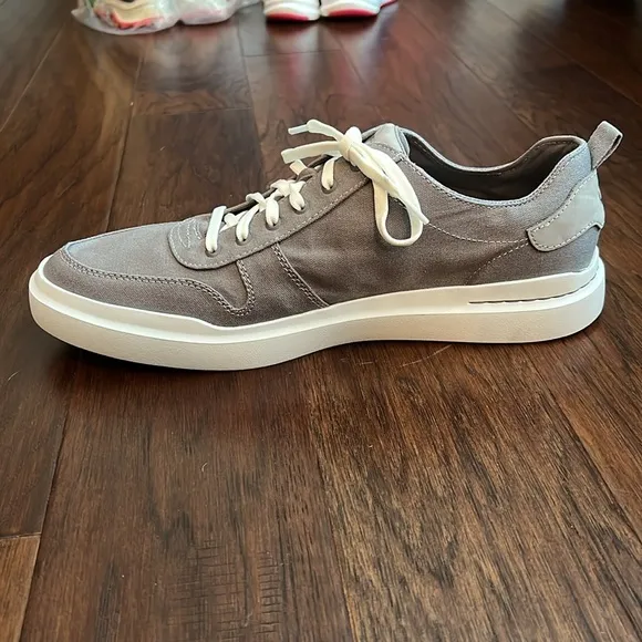 NEW- Cole Haan lace up canvas sneakers