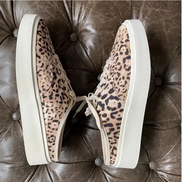 NEW Dolce Vita × CLEAR Vanie platform sneakers 8.5 Leopard Print slip on shoe