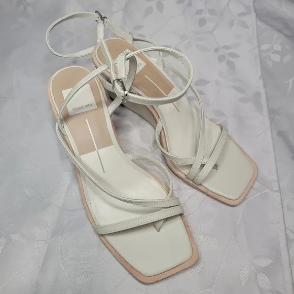 New Dolce Vita Gemini Ankle Strap Square Toe Summer Wedge Sandal Strappy Ivory