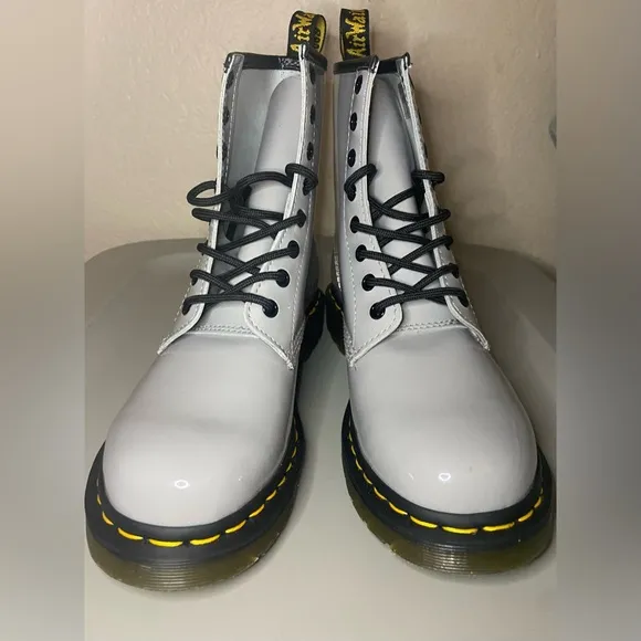 New Dr. Martens 1460 Patent Leather Lace-Up Combat Boots Grey Women’s Size 9