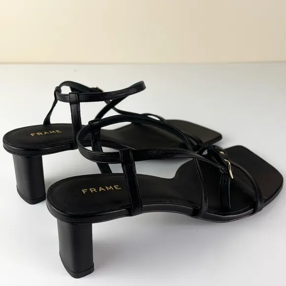 NEW FRAME BLACK LEATHER STRAPPY SANDALS