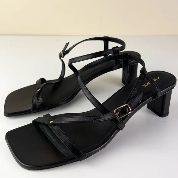 NEW FRAME BLACK LEATHER STRAPPY SANDALS
