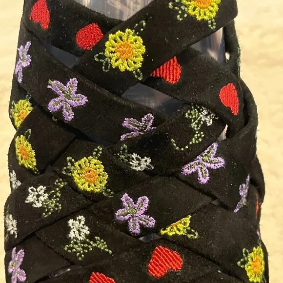 NEW Free People 1970s Style Black Lisbon Embroidered Cork Platform Mules Sandals
