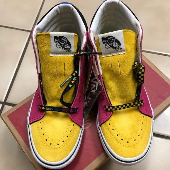 NEW Girls Sk8 Hi Vans Shoes Sneakers