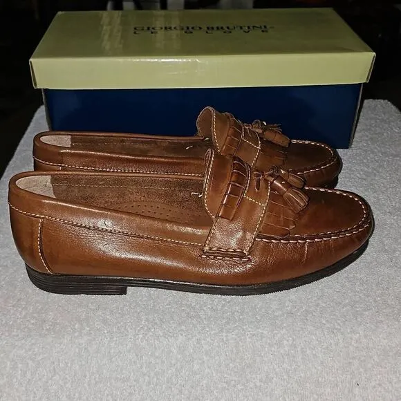 New in Box Giorgio Brutini Leather Loafer Tassels Buckskin Brown Size Mens 10