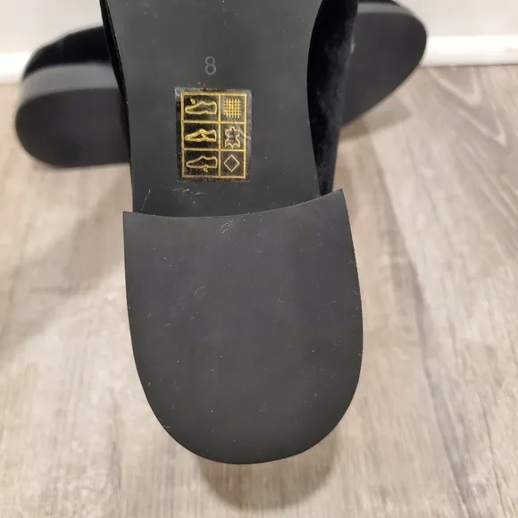 NEW JEFFREY CAMPBELL LEDGER BLACK VELVET LOAFERS