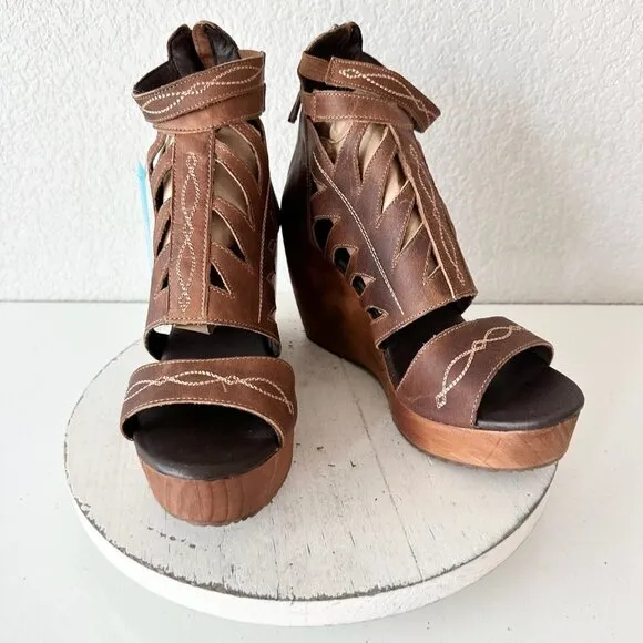 NEW Lane Boots BECCA Womens Brown Wedges 10 Western Sandals Cowgirl Leather