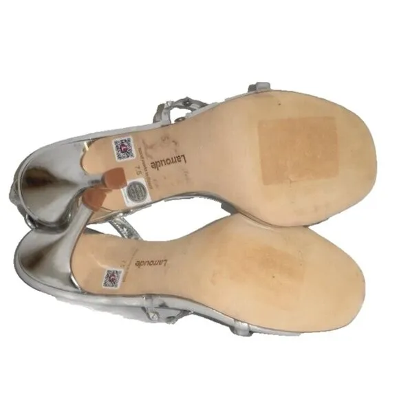 New! Larroude Annie Sandals Sz 7.5 Silver Leather with Swarovski crystals DD479