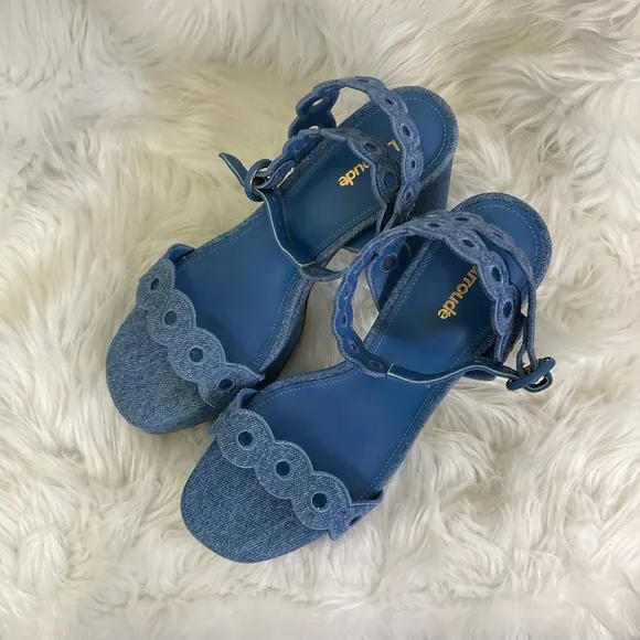 NEW Larroude Dolly Broderie Blue Stoned Denim Platform Sandals Size 9