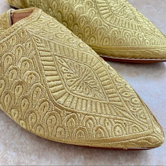 NEW Moroccan Luxury Babouche Gold Thread Embroidered Real Leather Slippers