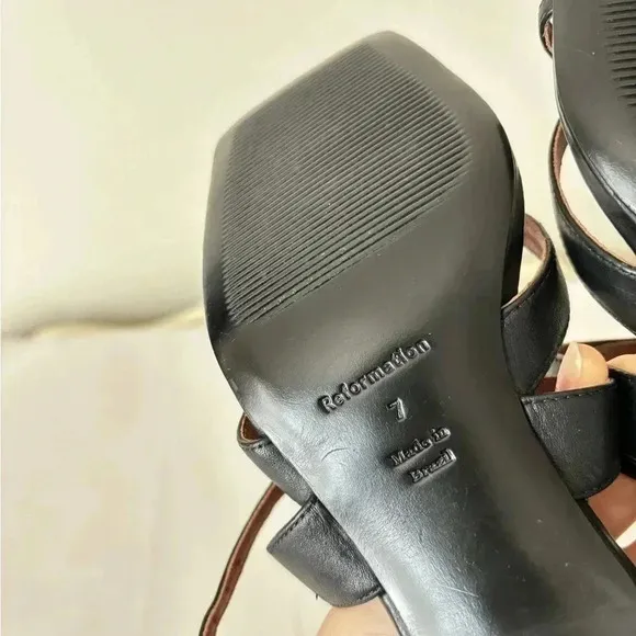 NEW Reformation Black Nappa Leather Stella Strappy Kitten Heels Sandals Size 7