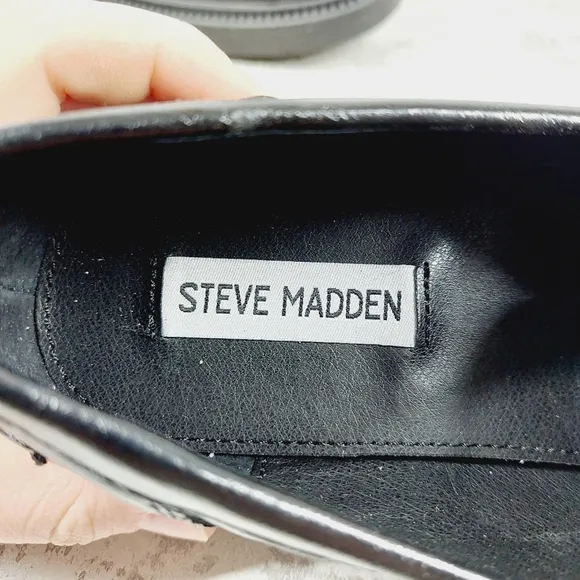NEW Steve Madden Karmine Black Leather Slip On Old Money Loafers H596