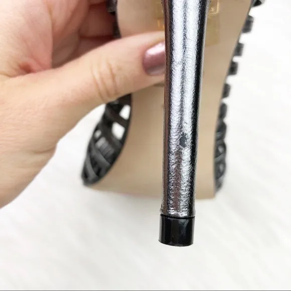 New Stuart Weitzman Olive Cage Slingback Sandals