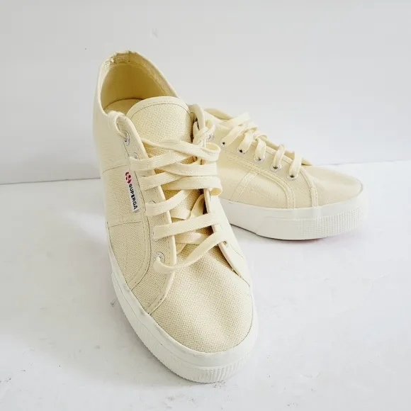 New Superga Cream Canvas Platform Sneakers Size 9